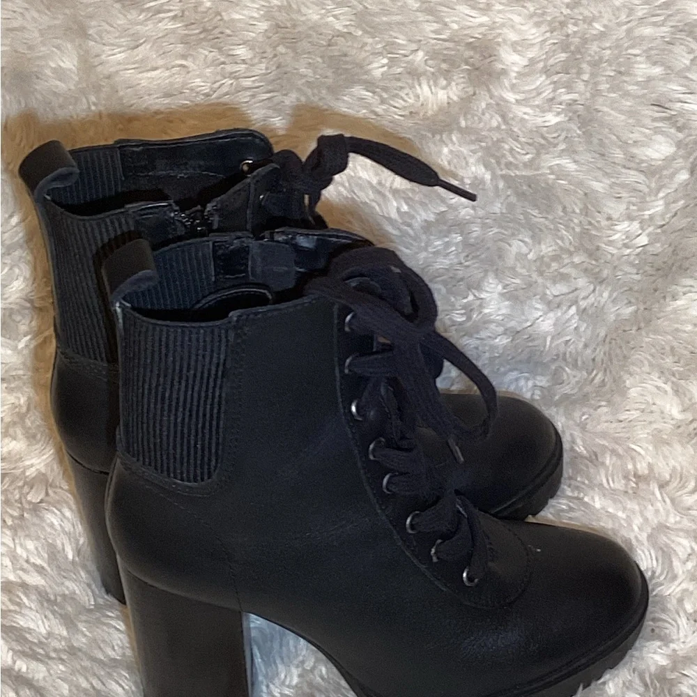 Steve Madden Black Leather High Heel Boots size 8